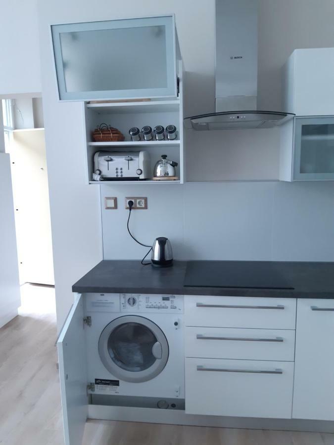 Modern, Quiet & Cozy Apartment In The Middle Of Downtown Near Danube At Fashion Street Budapest Bagian luar foto