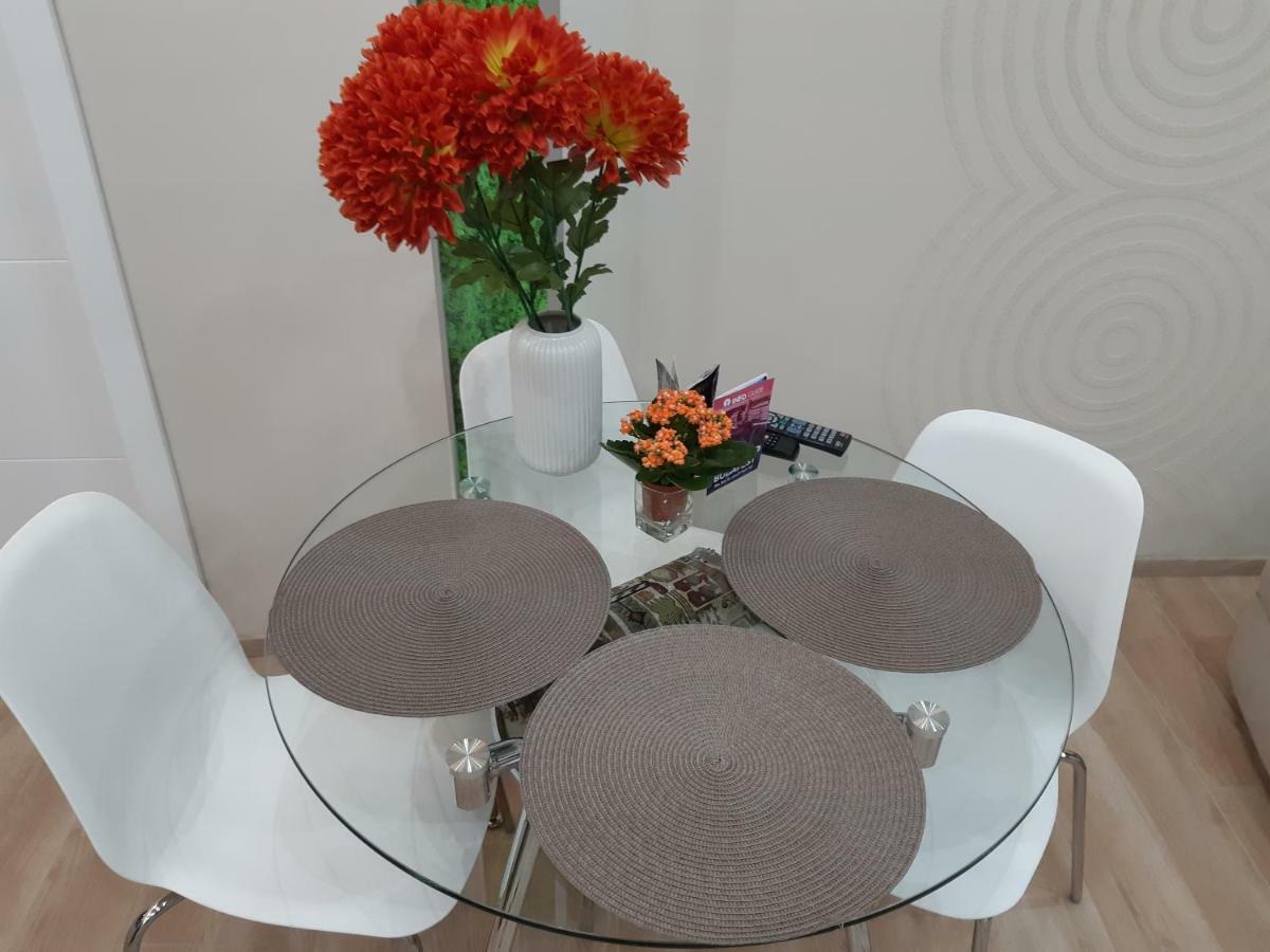 Modern, Quiet & Cozy Apartment In The Middle Of Downtown Near Danube At Fashion Street Budapest Bagian luar foto