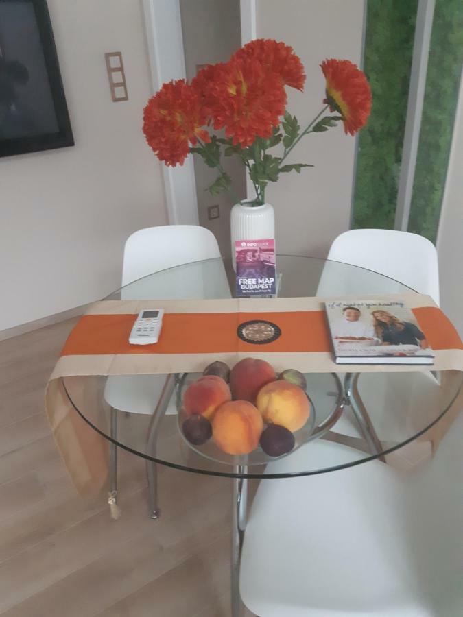 Modern, Quiet & Cozy Apartment In The Middle Of Downtown Near Danube At Fashion Street Budapest Bagian luar foto