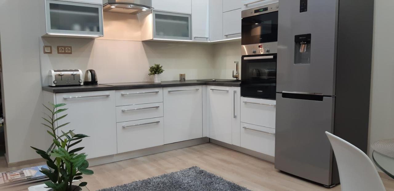 Modern, Quiet & Cozy Apartment In The Middle Of Downtown Near Danube At Fashion Street Budapest Bagian luar foto
